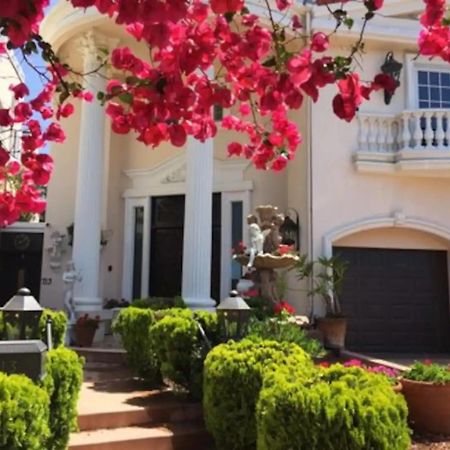 Entire Second Flr - Santa Monica Luxury Roman Villa Los Angeles Exterior photo