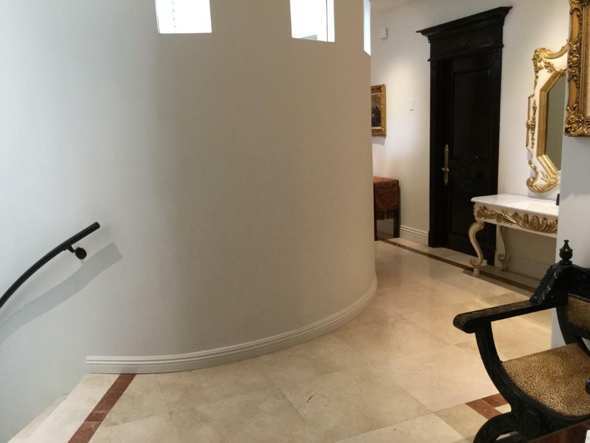 Entire Second Flr - Santa Monica Luxury Roman Villa Los Angeles Exterior photo