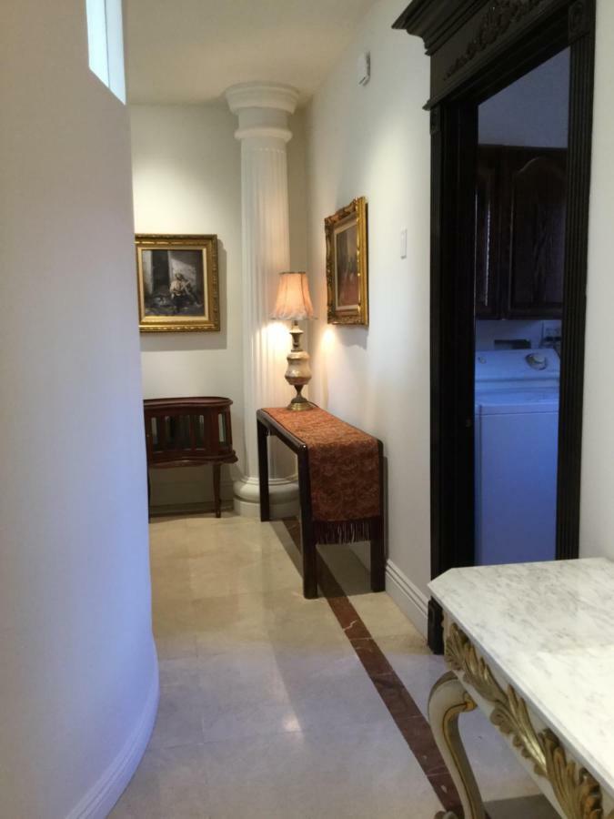 Entire Second Flr - Santa Monica Luxury Roman Villa Los Angeles Exterior photo
