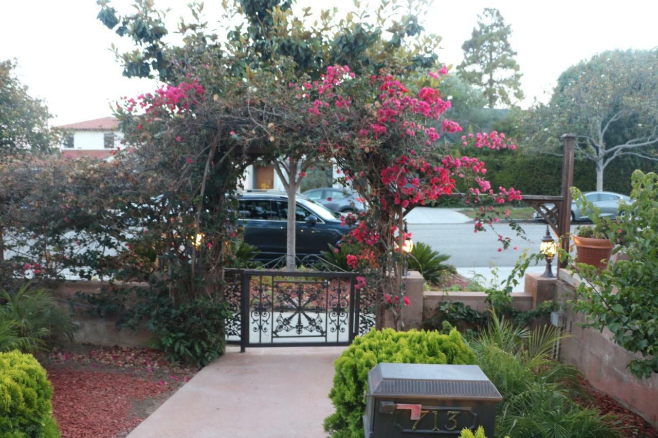 Entire Second Flr - Santa Monica Luxury Roman Villa Los Angeles Exterior photo