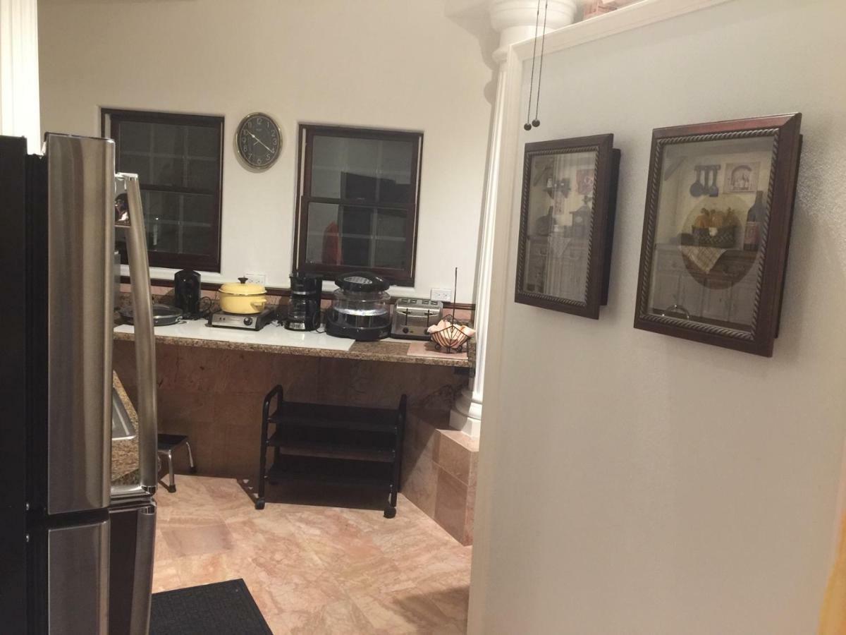 Entire Second Flr - Santa Monica Luxury Roman Villa Los Angeles Exterior photo